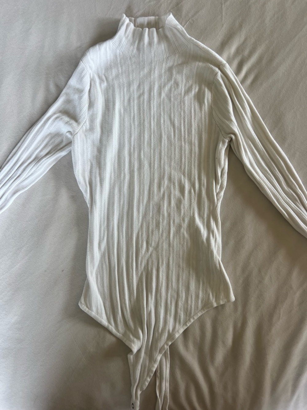Abercrombie & Fitch White Ribbed Long-Sleeve Mock Neck Bodysuit
